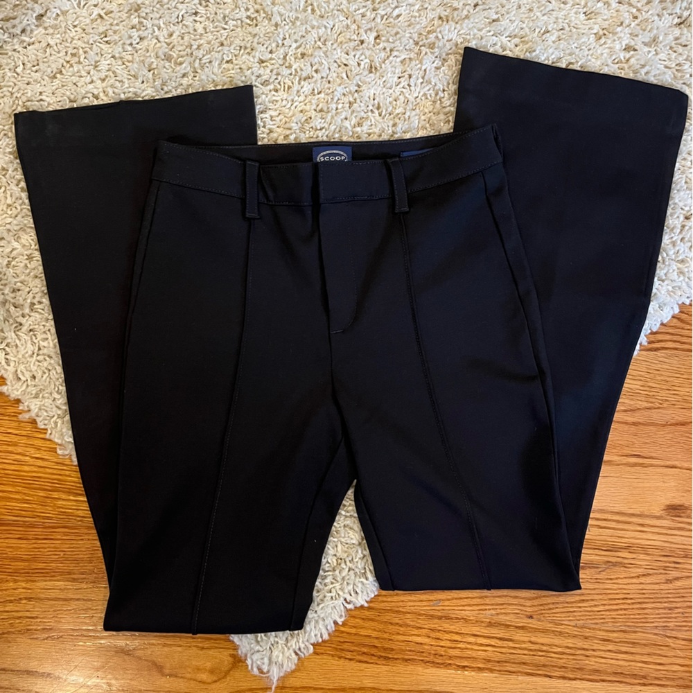 Scoop Black high rise flare Pants size 6S perfect condition